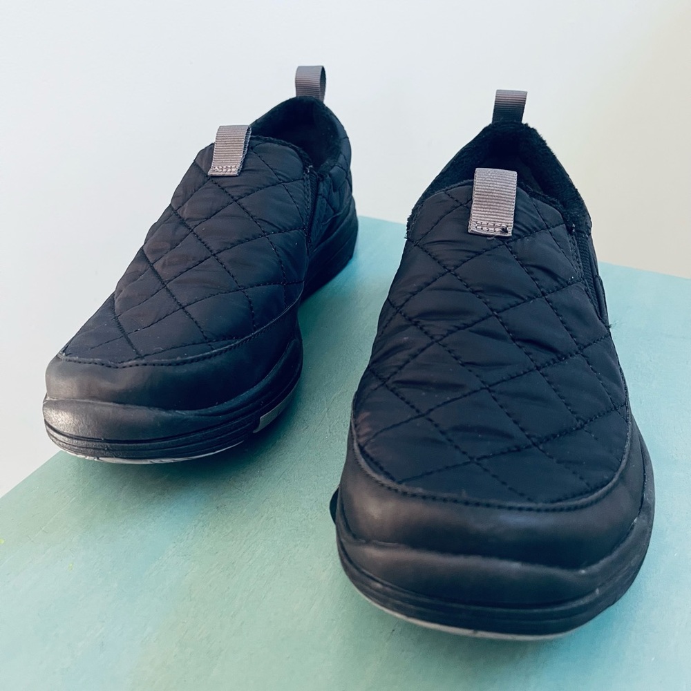 Ryka Slip-On Quilted Black Casual Shoe Womens 7